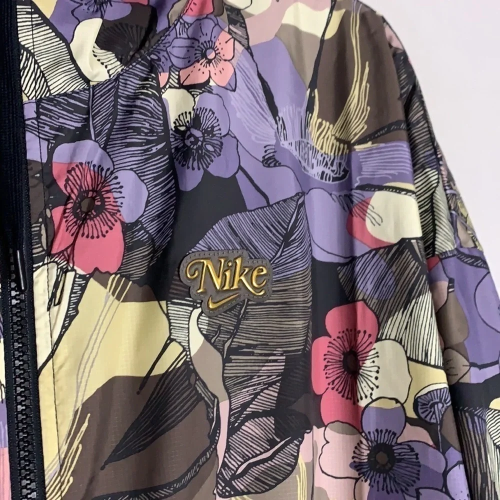 Nike Oversized Hooded Zip Up Jacket wind runner purple floral medium new